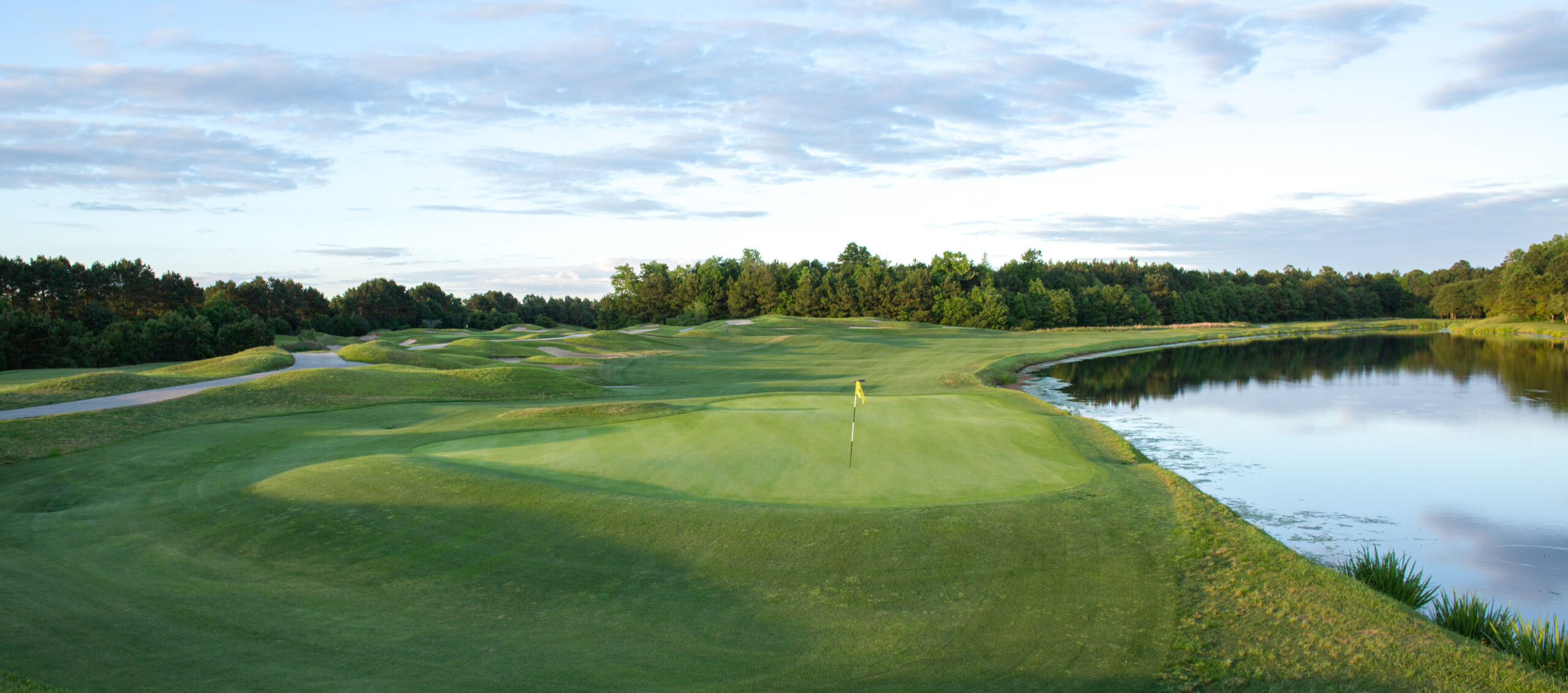 Barefoot Dye Hole 18