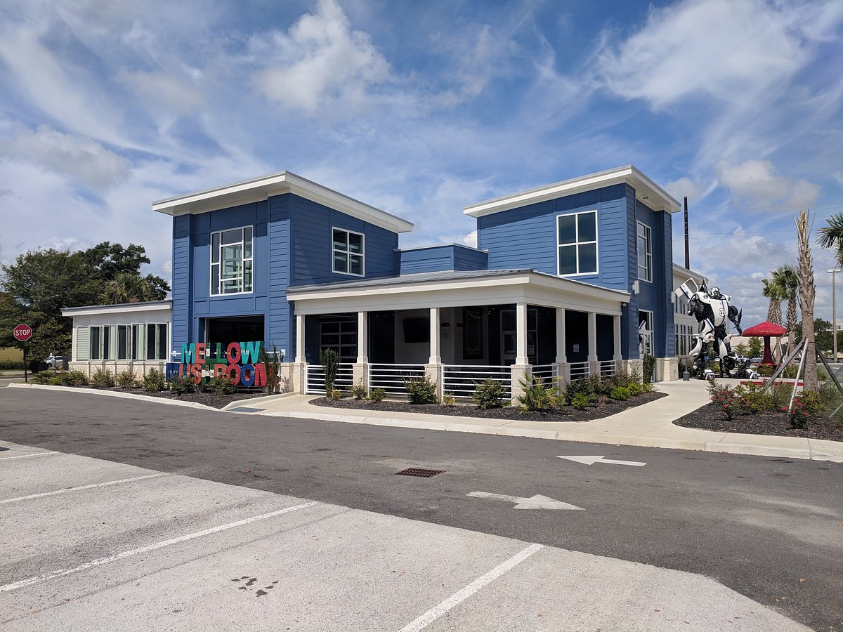 Mellow Mushroom - Murrells Inlet - Myrtle Beach Golf Passport